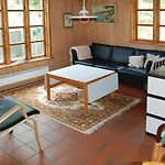 Thadesvej Iv * Romo